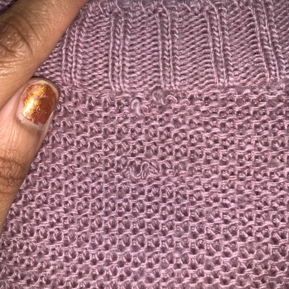 Lavender purple knitted sweater - Picture 2 of 3